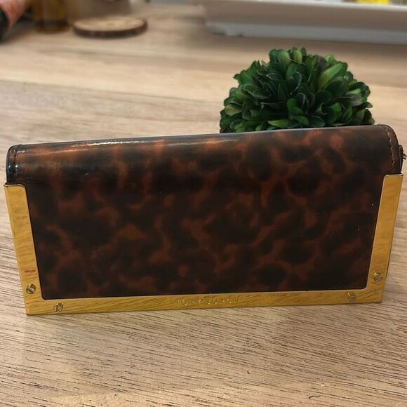 Tory Burch tortoiseshell and gold large Sunglass/eyeglass case - Picture 1 of 6